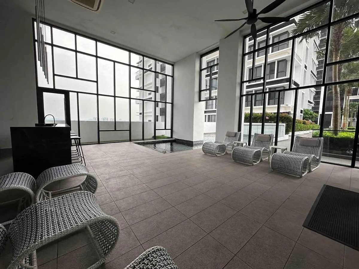 Educity Legoland Eco Botanic Homestay Johor Bahru Apartment